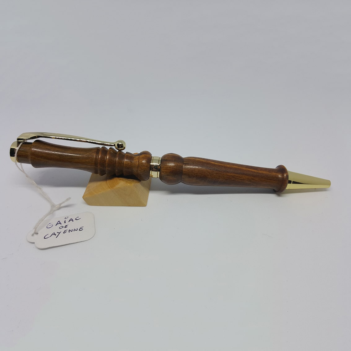 gaiac-de-gayenne-64c6b461e51ab898094165.jpg