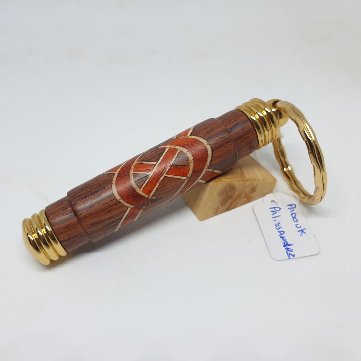 porte-clef-palissandre-padouk-64c6a305980ff603483886.jpg